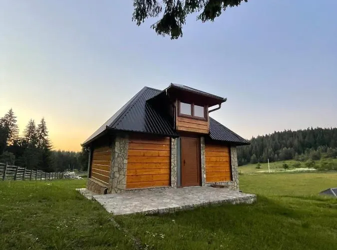 Nisicka Oaza Chalé *